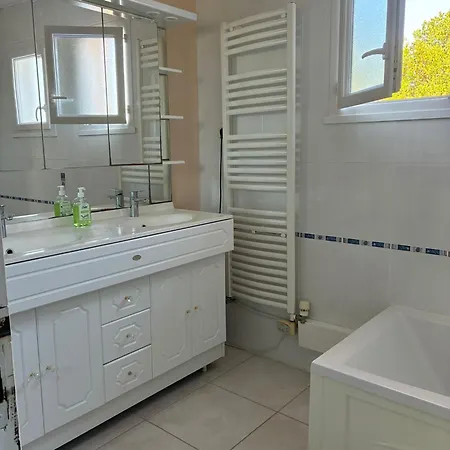 La Hume Proche Port Commodités Bassin D'arcachon Avec Piscine Chauffée Casa vacanze *